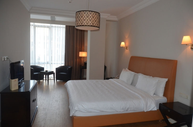 Hotel & Casino President Batumi Exterior foto